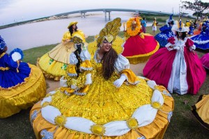 Dança afro em frente a ponte na Barra de Maricá. Foto: Cobertura Utópica