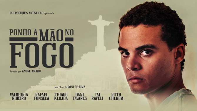 mao no fogo
