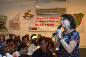 "A juventude organizada é fundamental", afirma Elisa durante a entrevista. / Amanda Sampaio