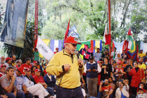 Ex-presidente Lula realiza fala em apoio ao MST em ato na Escola Nacional Florestan Fernandes / José Eduardo Bernardes