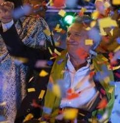 Lenín Moreno, presidente eleito, durante festejos pela vitória domingo à noite (Foto: jornal El Telégrafo)