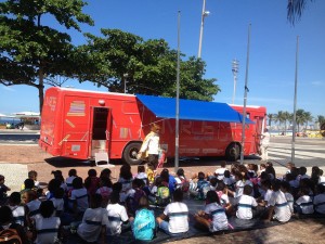 livros nas pracas