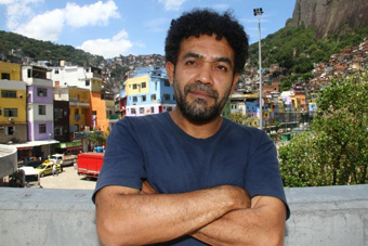 Rocinha à espera da paz aurelio